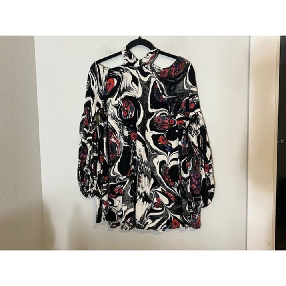 Free People Drift Away Black Print Cold Shoulder Tunic Top Size XS